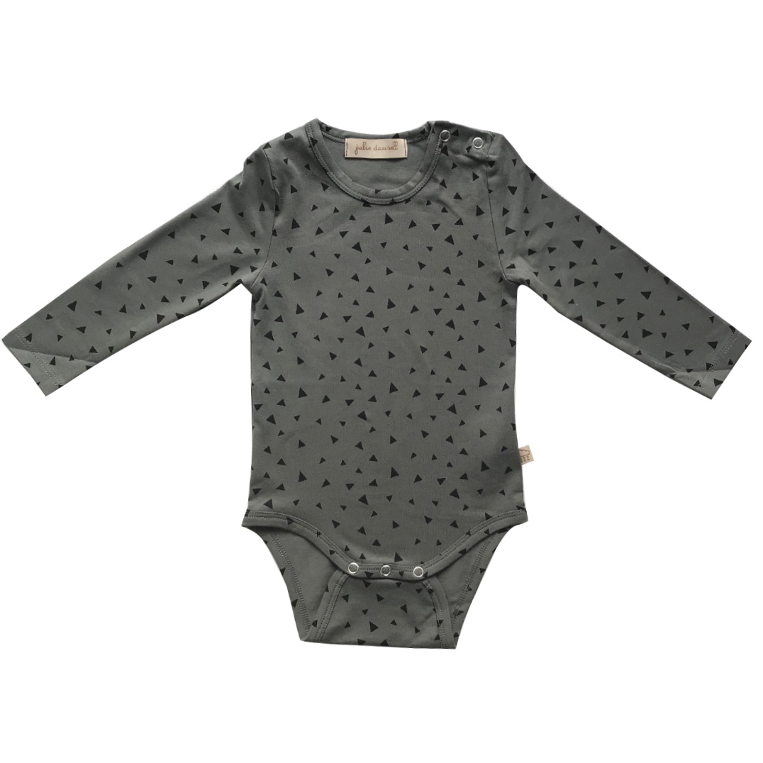 Bodysuit green with black triangles - juliedausell.dk